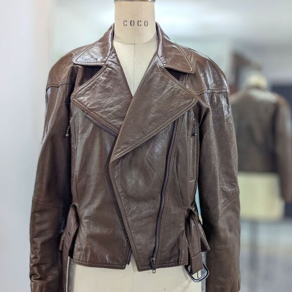 Vintage Italian Crop Leather jacket - Picture 3 of 10